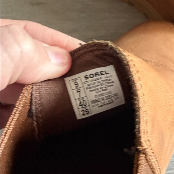 Sorel Women's Tan Ankle Boots - Picture 5 of 7